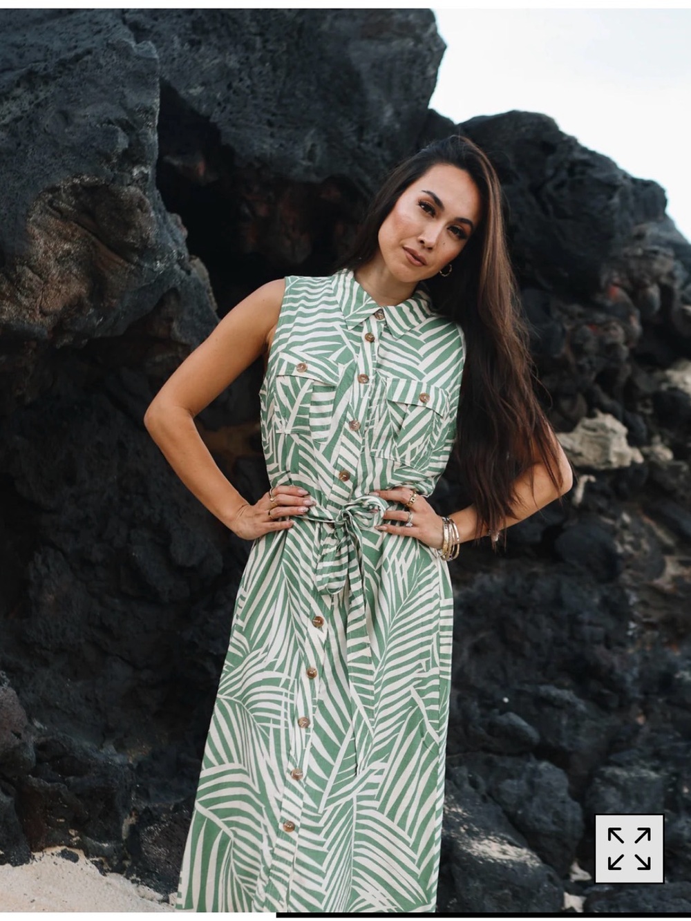 Lexbreezy Sleeveless Green Palm-Print Button Front dress - Picture 2 of 4